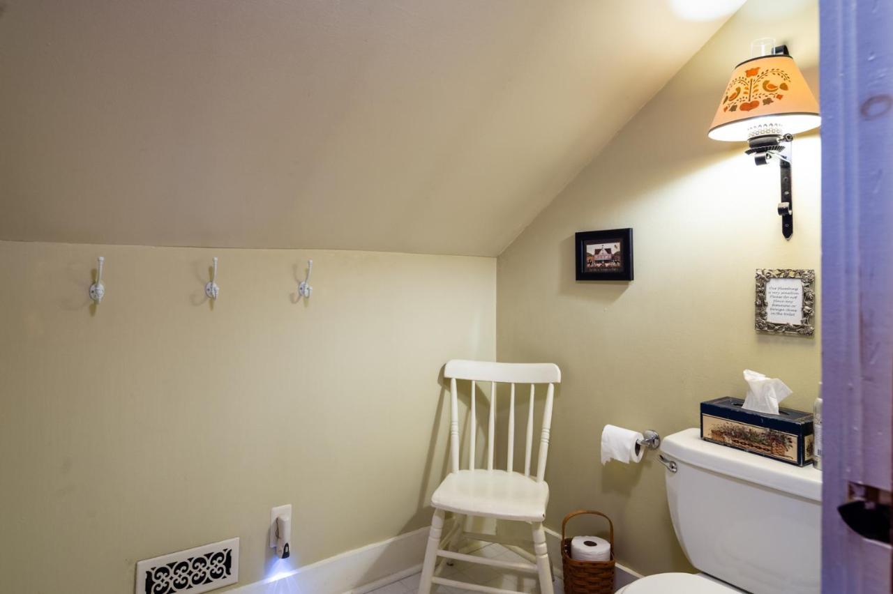 The Pines Of Dresden Bed & Breakfast ภายนอก รูปภาพ