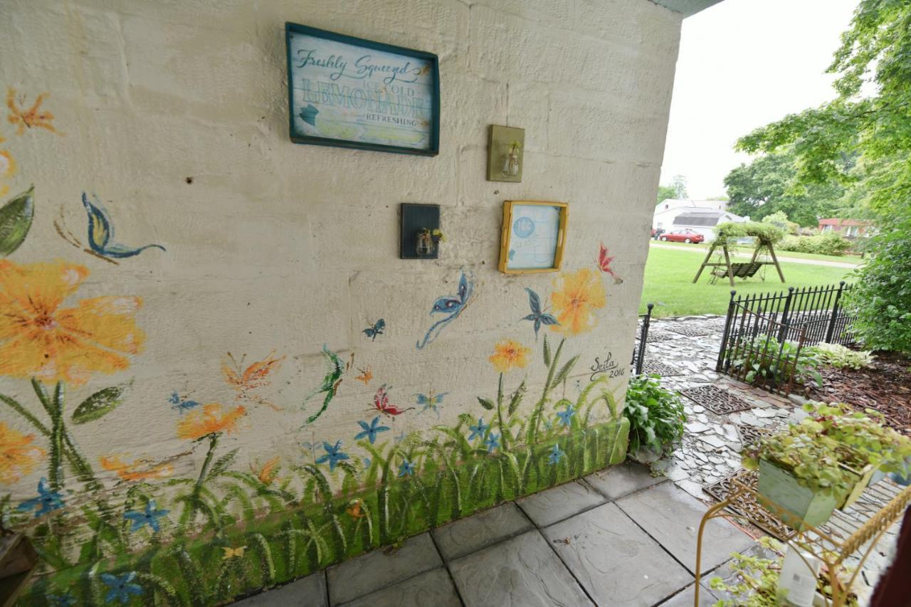 The Pines Of Dresden Bed & Breakfast ภายนอก รูปภาพ