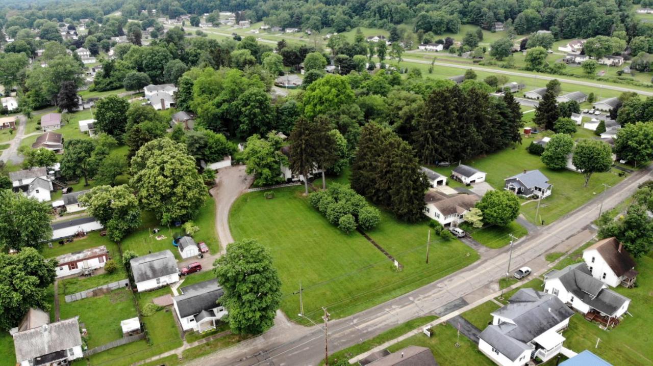 The Pines Of Dresden Bed & Breakfast ภายนอก รูปภาพ