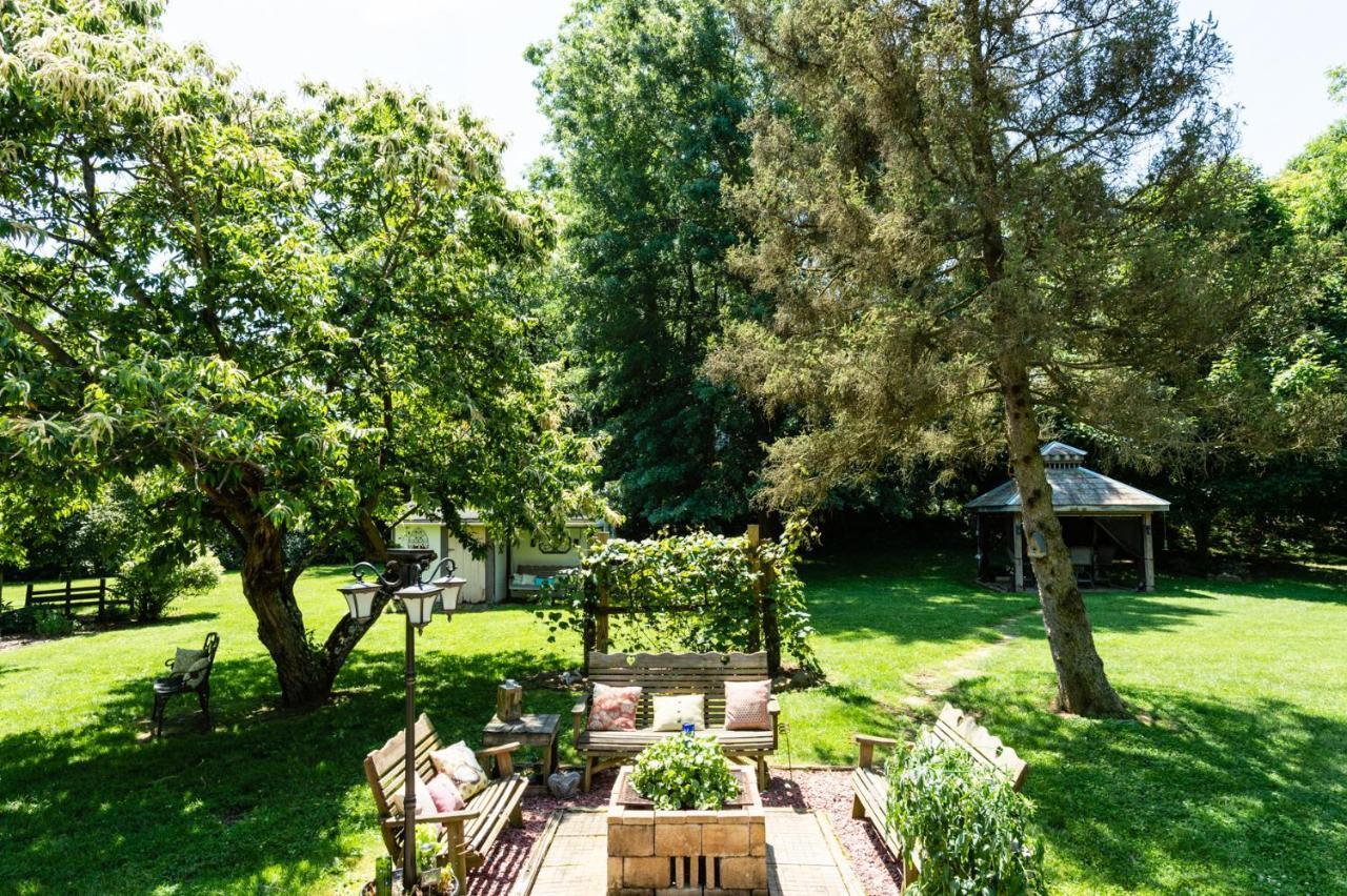 The Pines Of Dresden Bed & Breakfast ภายนอก รูปภาพ